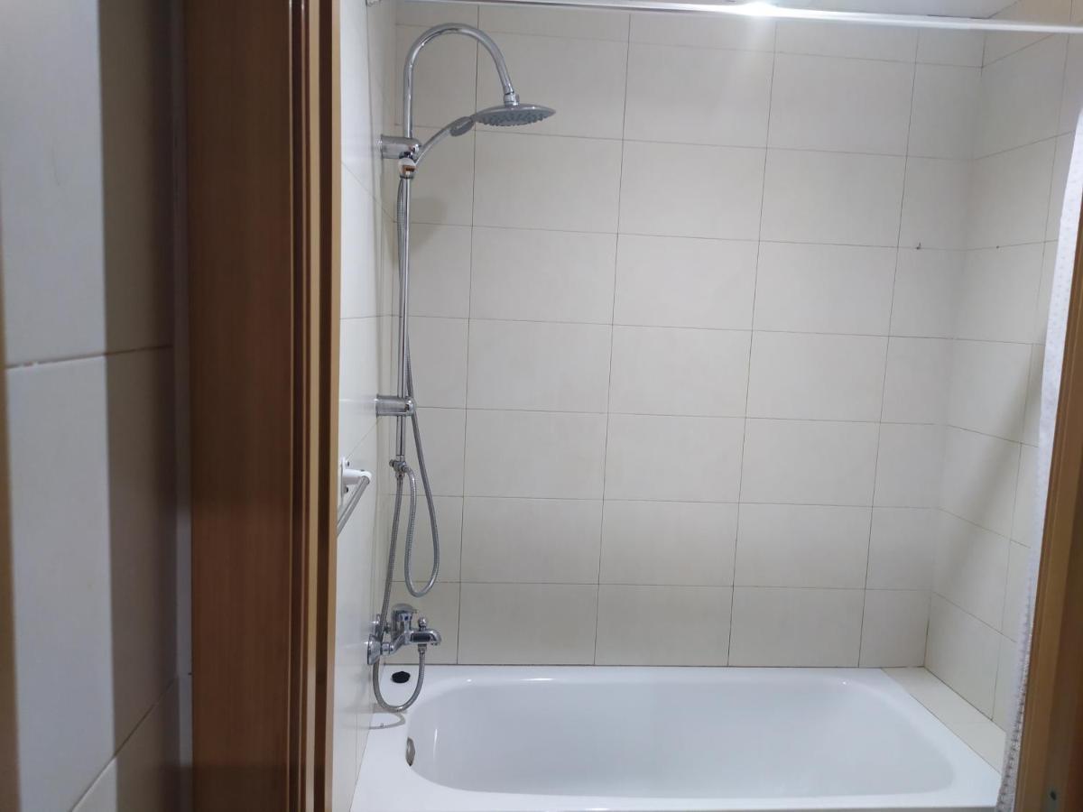 Habitacion En Un Apartamento Deltebre Ngoại thất bức ảnh