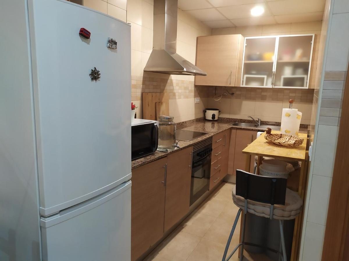 Habitacion En Un Apartamento Deltebre Ngoại thất bức ảnh